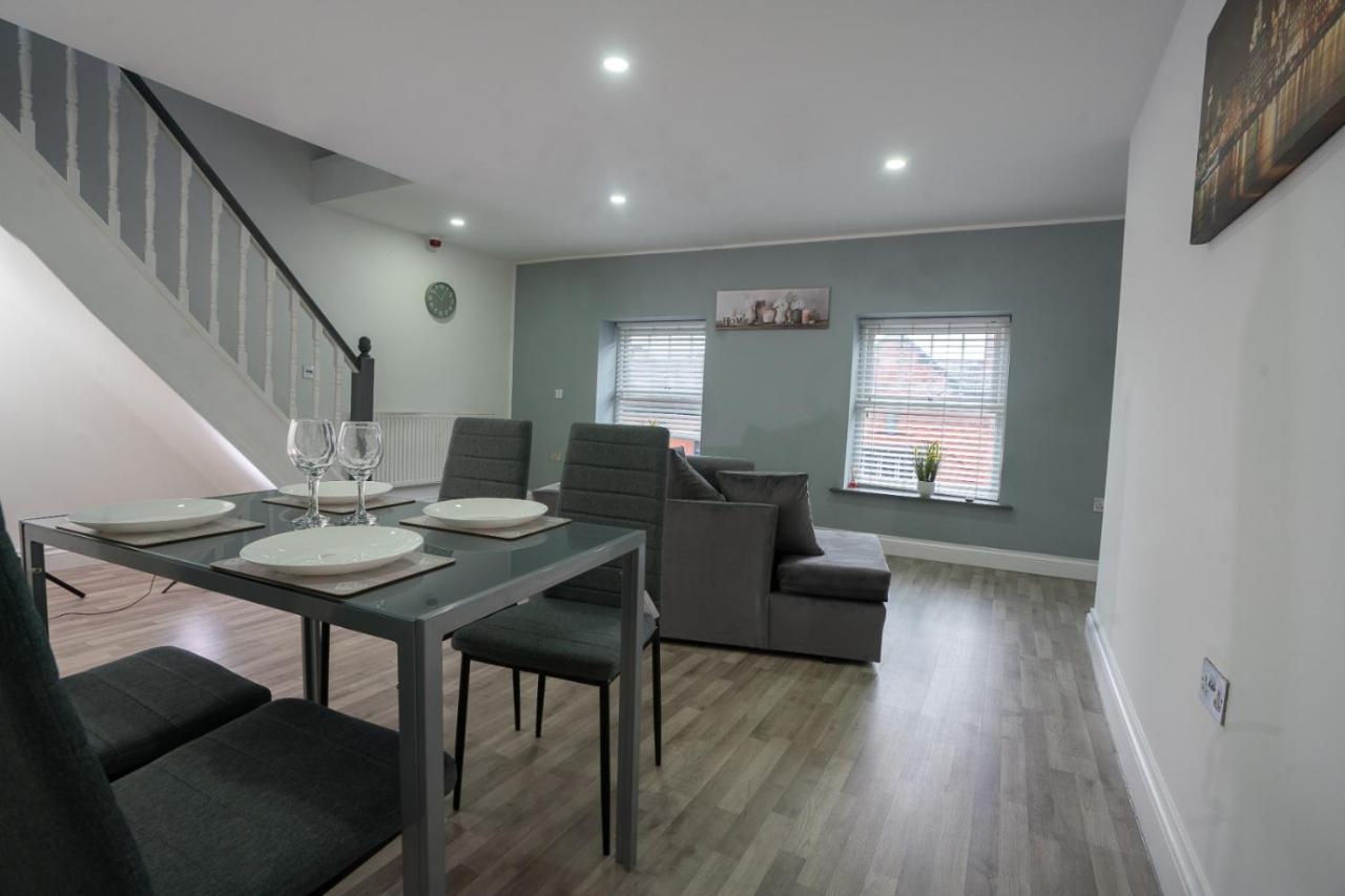 Modern Apartment In Liverpool City Centre Exterior foto